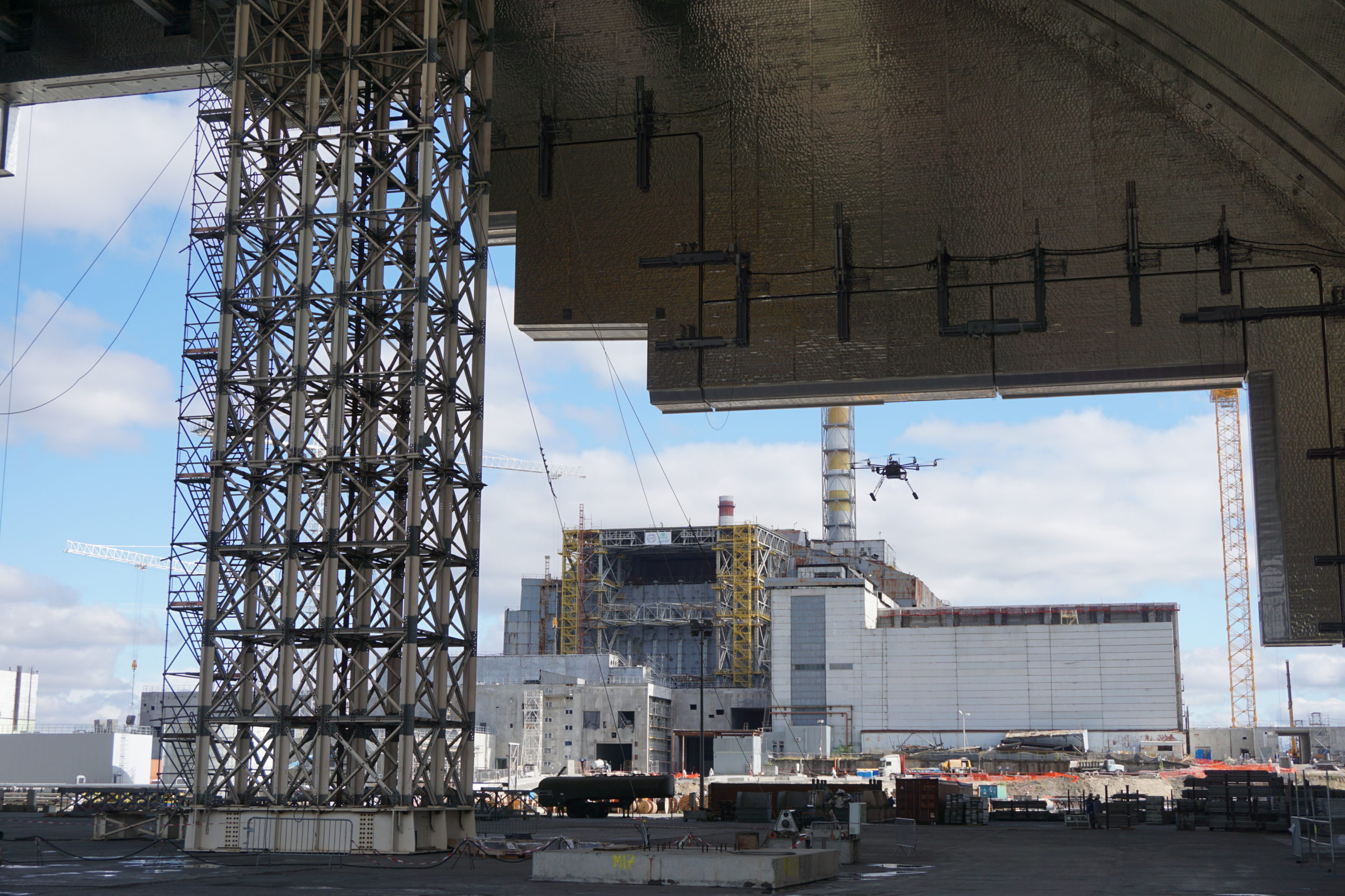 Inspection-arche-tchernobyle Drone-inspection-arche-Tchernobyle-services